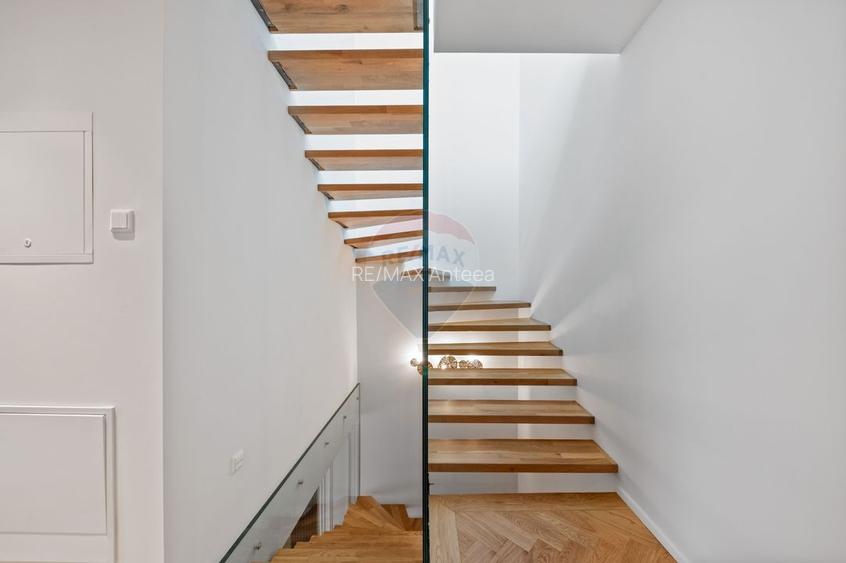 Arhitectură, tehnologie și lifestyle premium într-o vilă spectaculoasă - 25