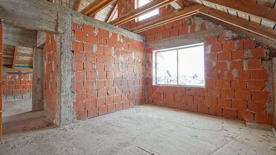 COMISION 0%| Casă individuală | 2 garaje | 192 mp utili | 847 mp teren - 49