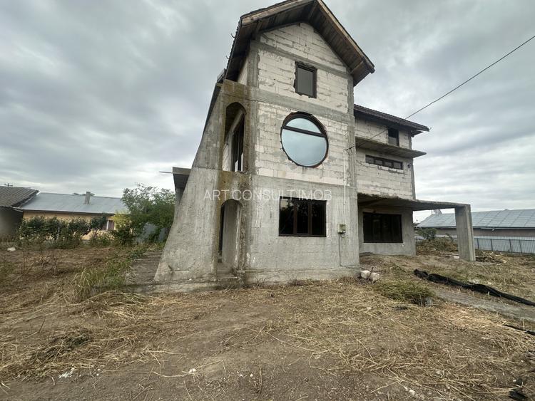  Casa la rosu cu teren 1248 mp | Misleanu, Ialomita | Comision  Cumparator 0 | - 4