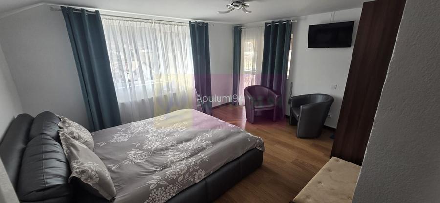Vila de vânzare cu 8 camere și garaj in Busteni - 55