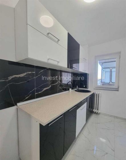 DE VANZARE-APARTAMENT 2 CAMERE-DECOMANDAT-MIRCEA CEL BATRAN - 7
