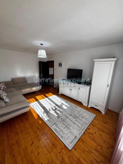 Apartament cu 3 camere de inchiriat in Oradea, zona Rogerius - 12