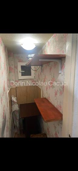 Vand urgent garsoniera  ultracentral  Piata Rosetti - Bd. Carol - 5