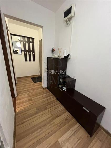 LIPOVEI - ETAJ 2 - BLOC IZOLAT - 3 CAMERE - 2 BAI - 2 BALCOANE - CLIMA - 10