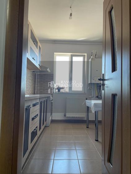 Apartament 3 camere 85mp etaj 3 Aparatorii Patriei - Berceni - 10