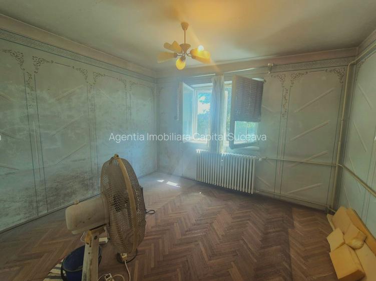Apartament 3 camere ULTRACENTRAL de vanzare - 4