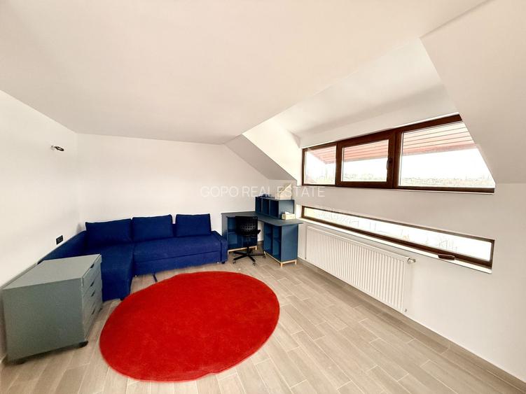 Doua etaje in vila pe malul lacului Grivita birouri rezidential - 14