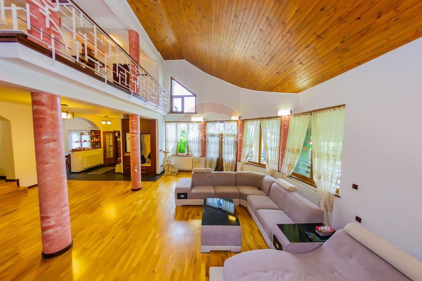 Casa De Vanzare-CEA MAI FRUMOASA PRIVELISTE SPRE BAIA MARE - 24