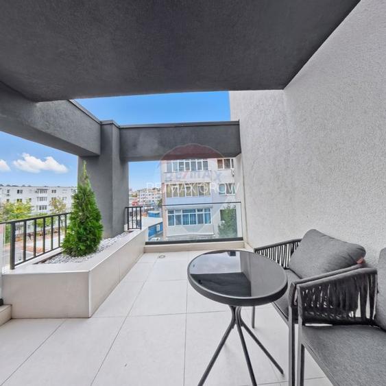 De vanzare aparmanet cu 3 camere, bloc 2025, Martir Horia - Bacau - 11