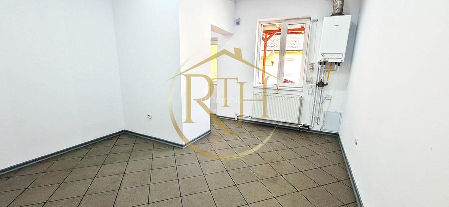 Spațiu comercial/birouri de închiriat – vad comercial excelent – zona Bălcescu - 12