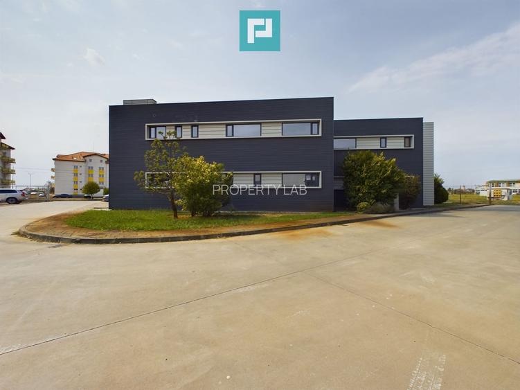 Spațiu comercial modern cu parcare proprie - 22