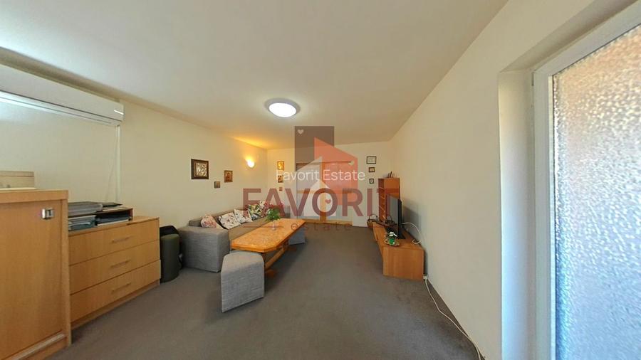 Apartament 2 camere în vilă regim P+2 | centrala proprie | mobilat | - 2