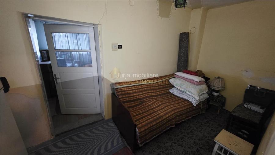 CASA 2 CAMERE 68 MP TEREN 701 MP  APAHIDA - 10