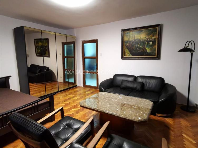 Inchiriere garsoniera  Unirii, centrala termica proprie,la 5 minute de metrou - 2