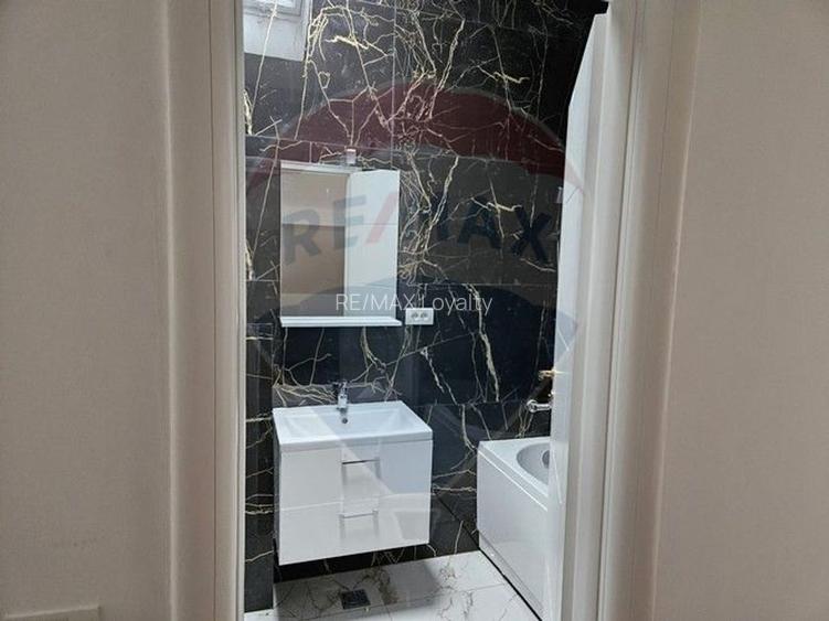 Casă / Vilă cu 4 camere de închiriat în zona Tei - 9