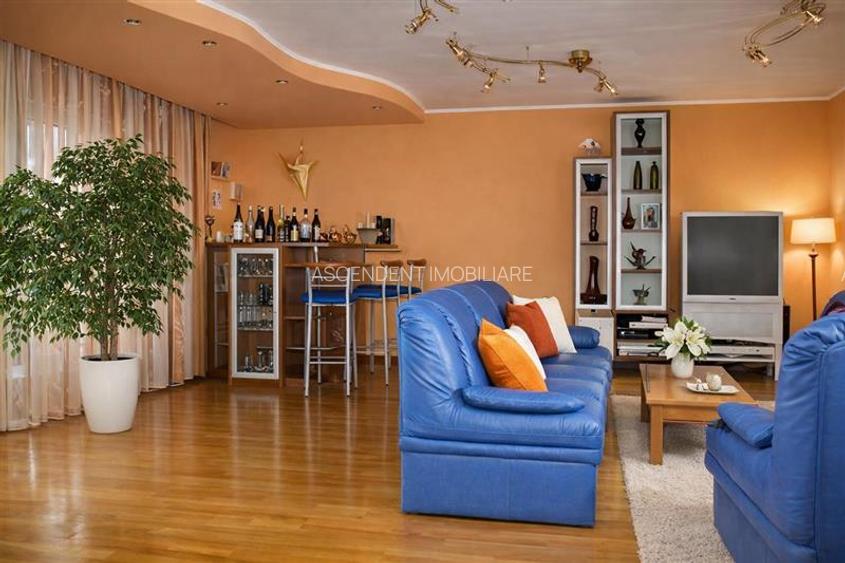 Confort modern, in aria centrala a Brasovului - 2