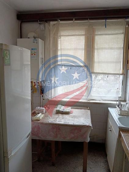 3 camere, etaj 3 – Zona George Enescu – ideal pentru renovare - 2