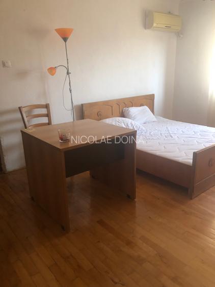 De inchiriat 4 camere decomandat Blv Mircea Voda - 11