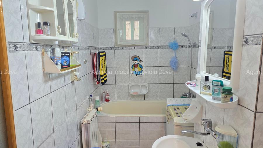 Vand apartament 2 camere in Deva, zona Zamfirescu, situat pe mijloc, etaj 2, - 5