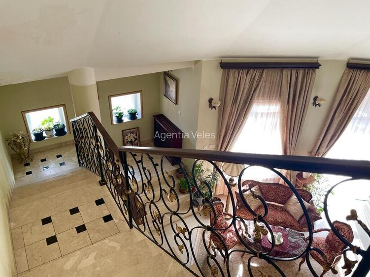 Pipera vila eleganta, spatioasa, garaj, piscina, gradina amenajata - 2