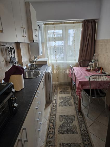 Apartament 3 camere central in condiție foarte buna etaj inferior - 7