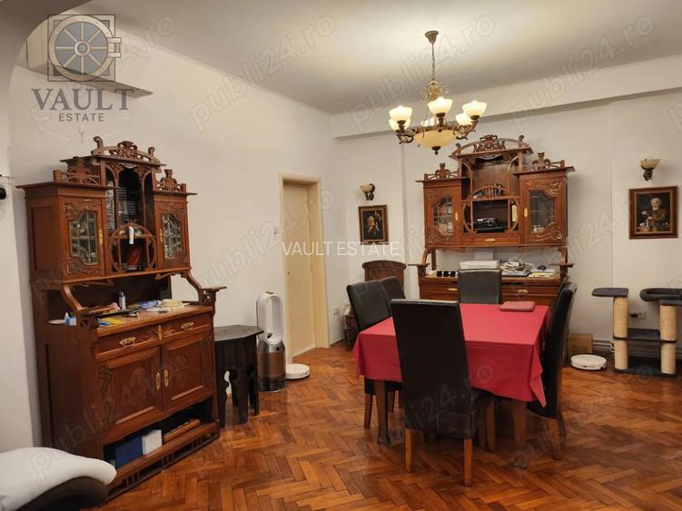 Apartament 4 camere - CENTRALA PROPRIE - zona UNIVERSITATII  - 3