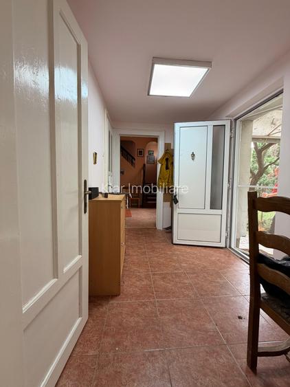 Casa 5 camere 140mp, curte 300mp, Semicentral - Piata Abator - 17