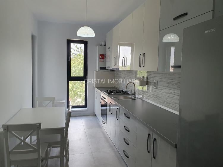 Apartament 2 camere decomandat, bloc nou, mobilat etaj 1 - 4