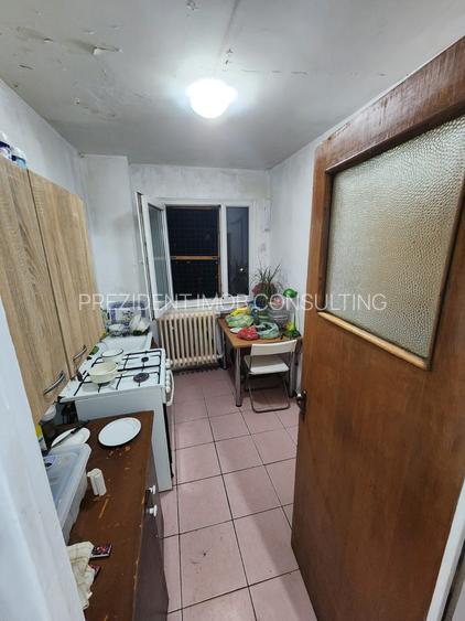 Apartament 3 camere Obregia - Piata Covasna - 9
