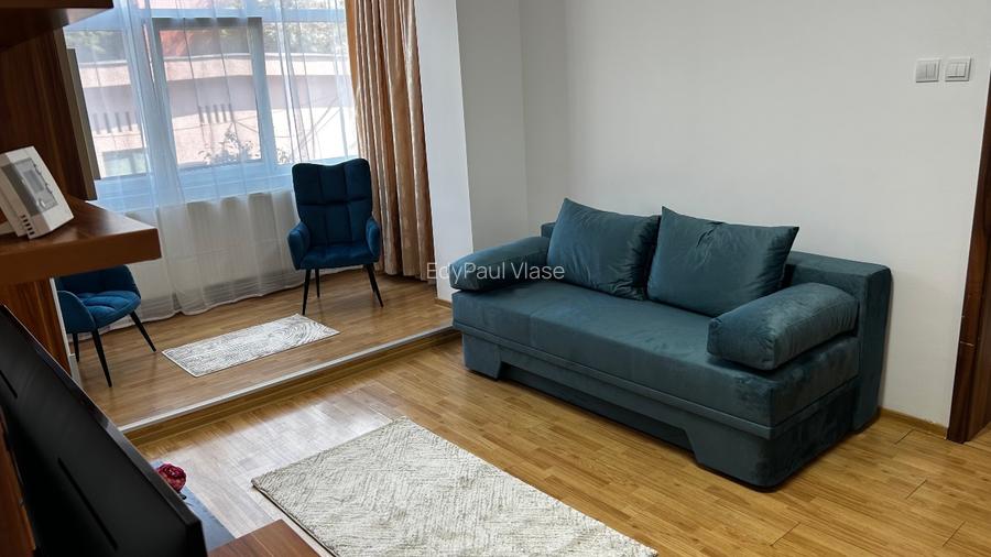 Închiriez Ap..2 camere Podu Roș,  Aleea Rozelor et.1  - 2