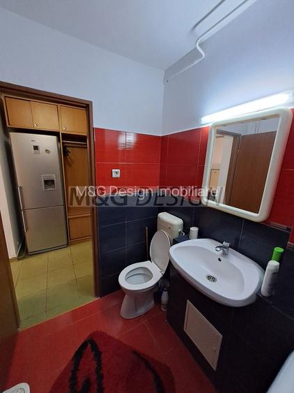 1 camera Take Ionescu-Punctele Cardinale - 3