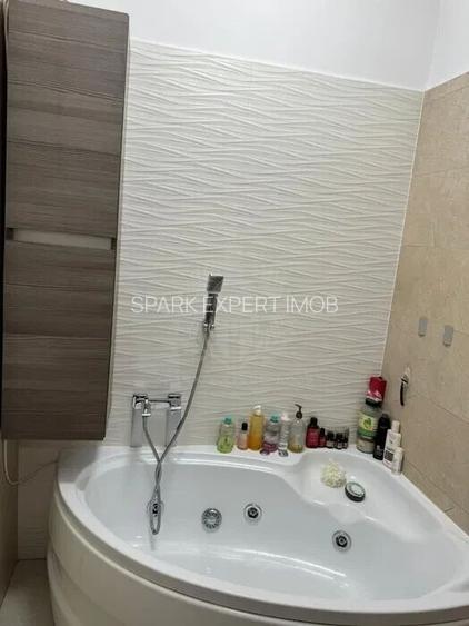 2 CAMERE // 9 MAI // CENTRALA PROPRIE - 6