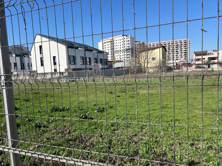 Titan -Auchan - unicat, teren 1750 mp, pe colt, dubla deschidere - 10