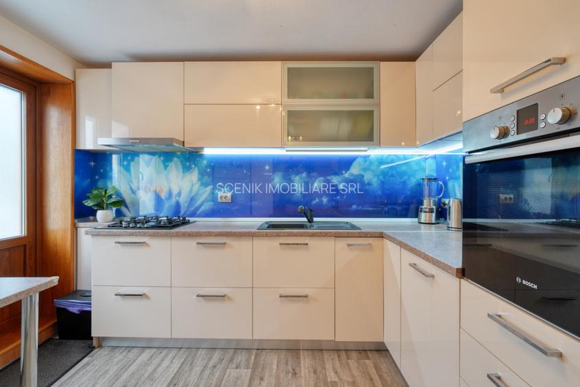 Casa magnifica in loc de poveste, potential, com. Bran, sat Simon, jud. Brasov - 16