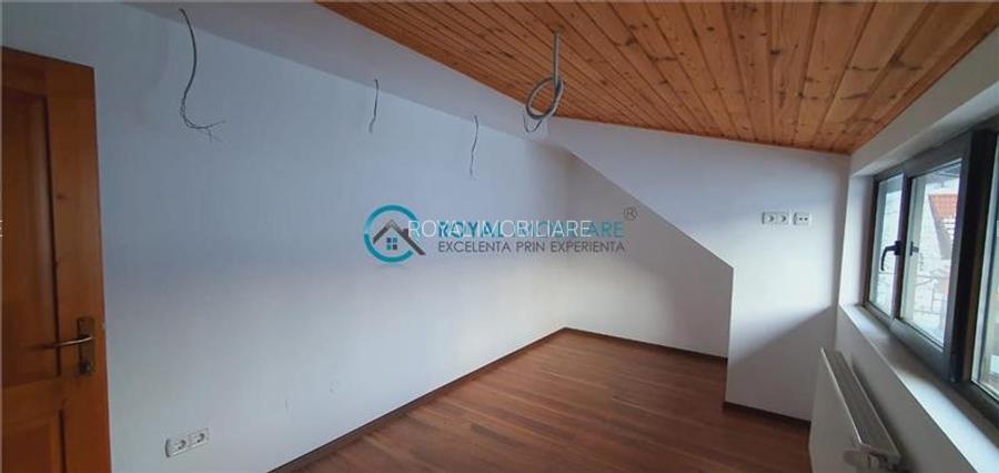 Royal Imobiliare - Vanzare vila in zona Busteni - 27