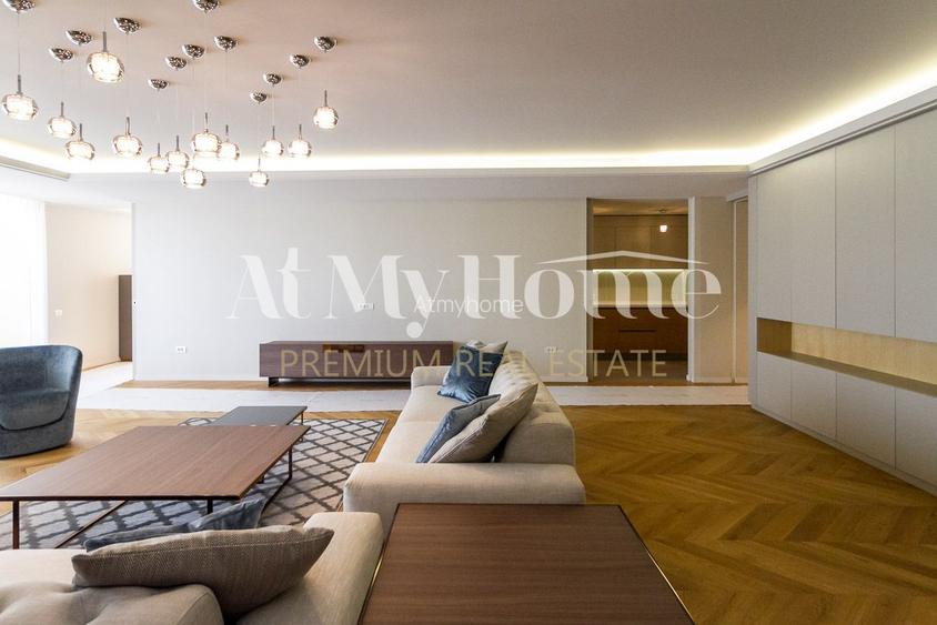 Apartament SUPERB, spatios cu 4 camere, finisaje lux, renovat si mobilat complet - 3