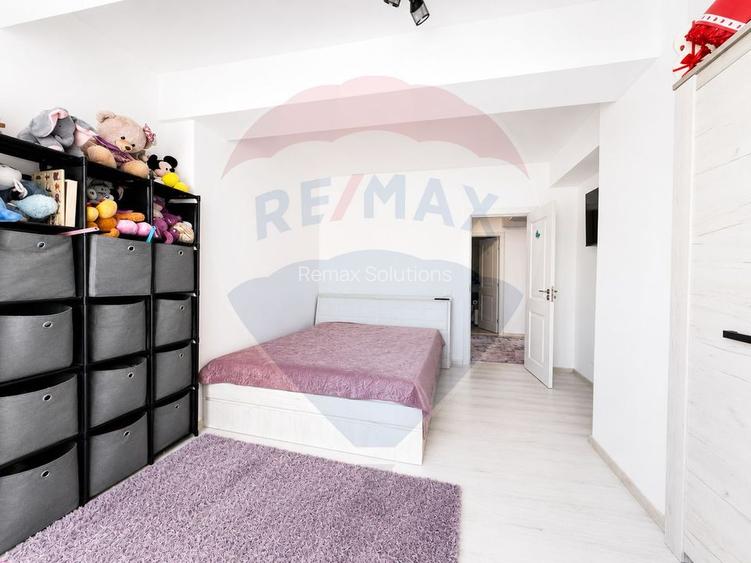 Apartament cu 3 camere de vanzare in zona Campus Tomis Nord Constanta - 2