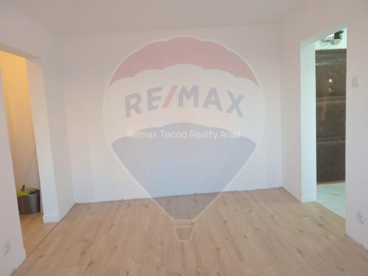 Apartament 2 camere etj 1 /10 nemobilat în zona Aurel Vlaicu - 5