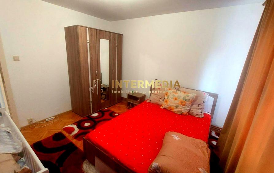 Apartament cu 2 camere, zona Ampoi 3 renovat recent, mobilat si utilat