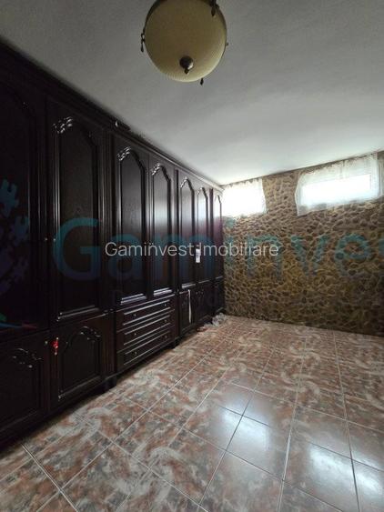 Casa cu 6 camere,singur in curte si dublu front stradal,zona Cantemir,Oradea - 18