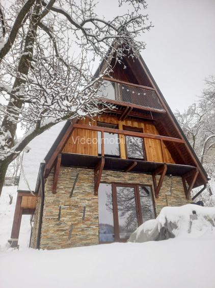 Casă tip cabană, structură solidă, 122mp, priveliște superbă - 2