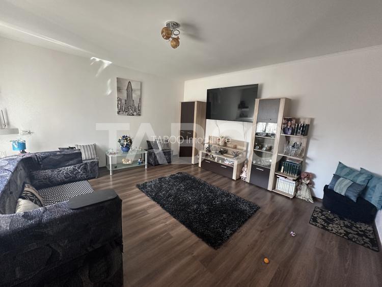 Casa de vanzare 5 camere zona barbeque  salon de evenimete ciubar - 11