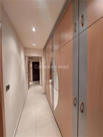 Apartament cu acces stradal pentru cabinet sau birou - 10