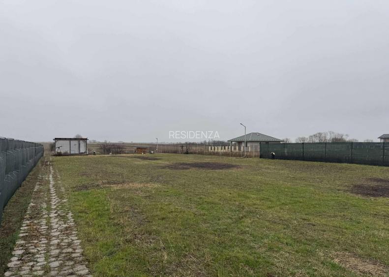 Teren 3.971 mp intravilan, deschidere 25 ml stradal acces lac Berceni - 13