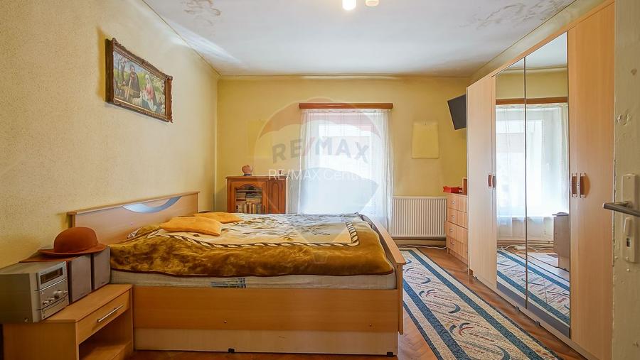 Casă cu 7 Camere + Spațiu Comercial, Oportunitate Rară, Comision 0% - 27