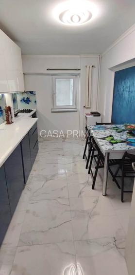 Apartament 3 camere decomandat, 2 bai, 88 mp, balcon inchis, etaj intermediar - 2