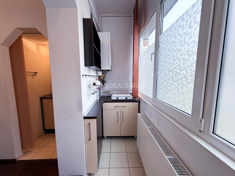 Garsoniera Centru Istoric 5 Minute Piata Sfatului - 9