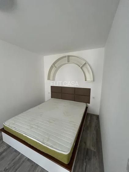 Apartament cu 2 camere, etajul 1/4, zona Alexandru cel Bun - 4
