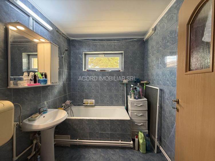 Ultracentral liceul Pedagogic-  apartament 4 camere decomandat - 19