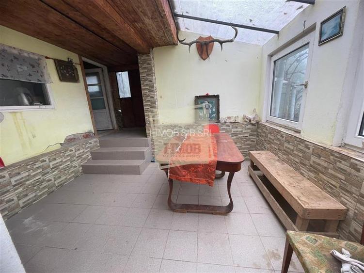 Casa individuala cu 6 camere si 3 bai si 1413 mp teren in Blaj - 2